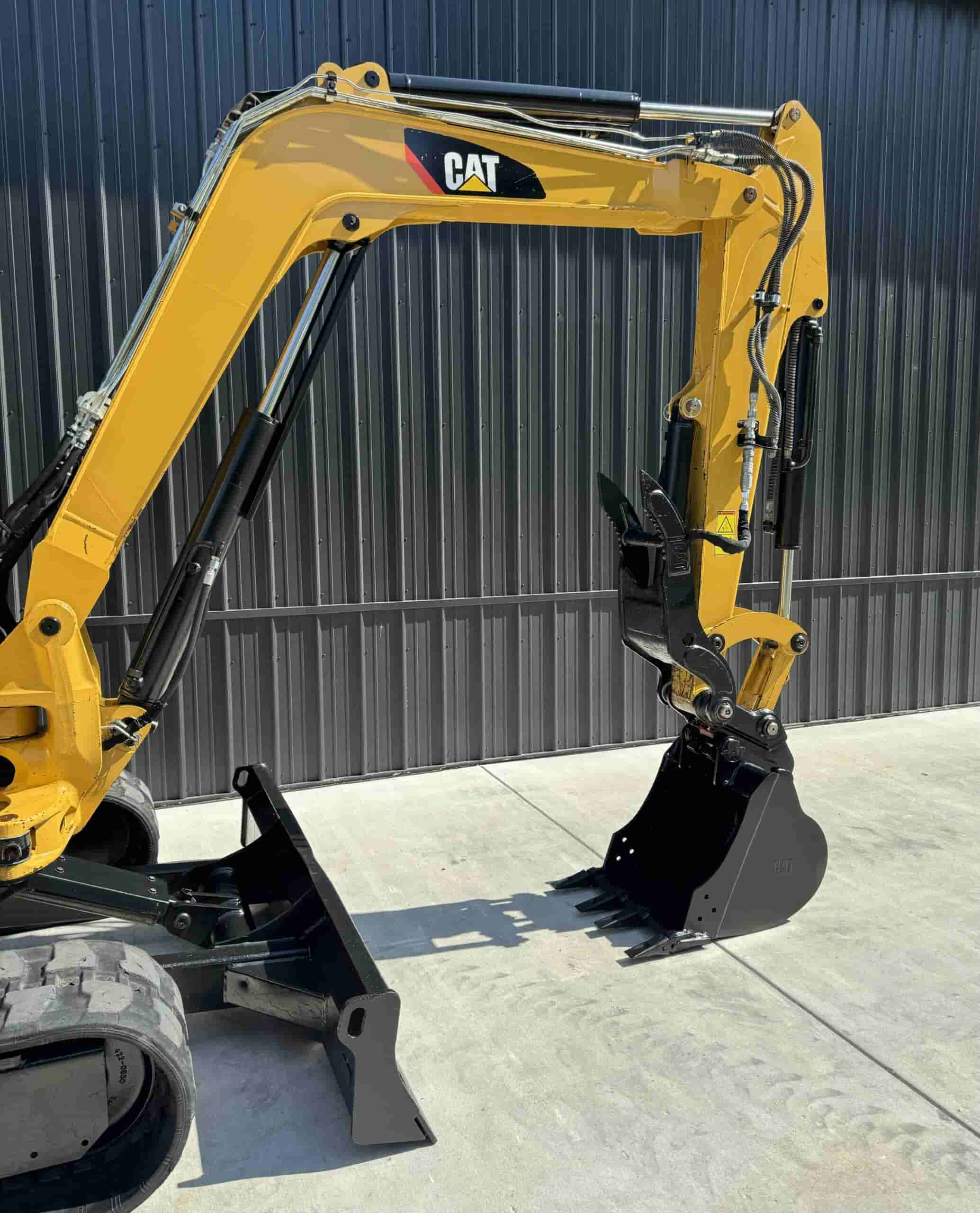 2019 CAT 305E2
